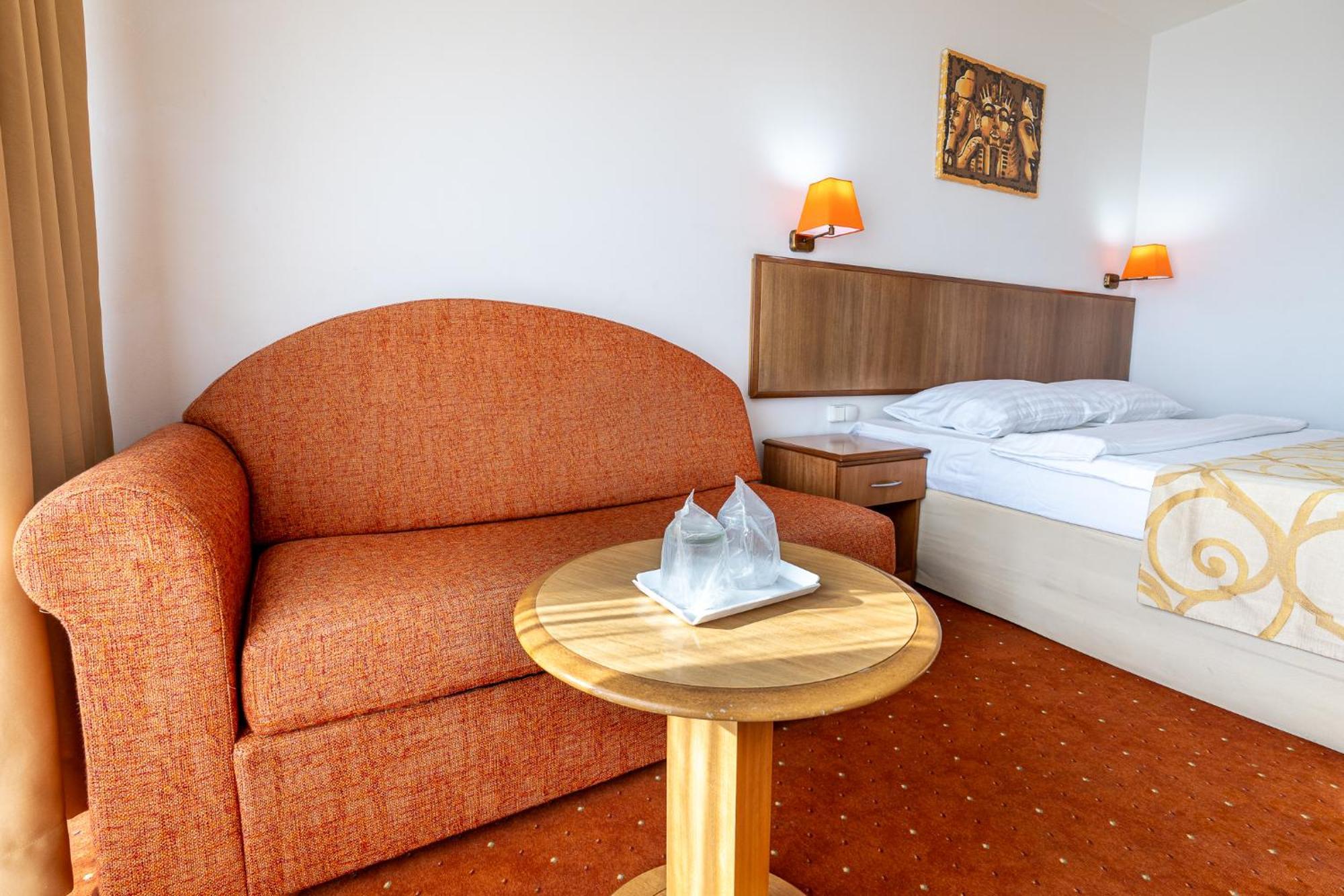 Safir Blue Resort Saturn Oda fotoğraf
